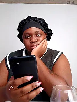 Gyminae online show from 11/20/25, 12:05