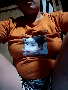 ningchun20 online show from 10/04/25, 05:00