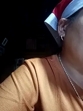 ningchun20 online show from 10/28/25, 07:56