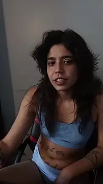 Snapshot of Maricamposs chatting on 05/02/26, 04:01 Maricamposs online show from 05/02/26, 04:01