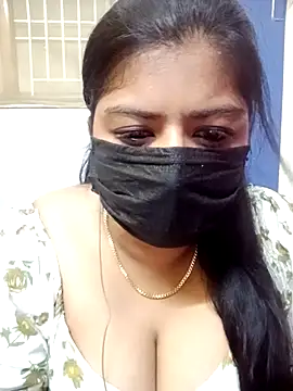 Snapshot of Reshma-Rani chatting on 10/06/25, 09:01 Reshma-Rani online show from 10/06/25, 09:01