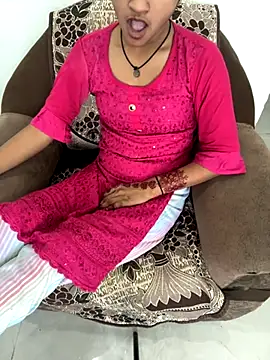 Snapshot of Student_girl2 chatting on 09/10/25, 04:56 Student girl2 online show from 09/10/25, 04:56