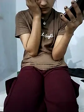 Snapshot of Student_girl2 chatting on 10/26/25, 06:30 Student girl2 online show from 10/26/25, 06:30