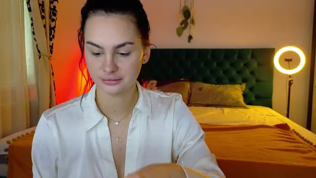 LexieRosse online show from 10/04/25, 08:45