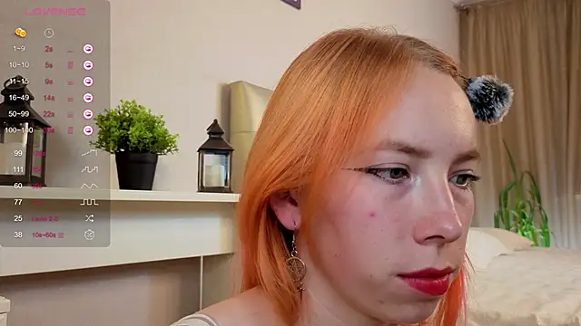 Snapshot of JuliannaWenger chatting on 09/20/25, 04:41 JuliannaWenger online show from 09/20/25, 04:41