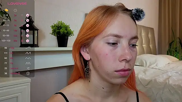 Snapshot of JuliannaWenger chatting on 09/22/25, 04:31 JuliannaWenger online show from 09/22/25, 04:31