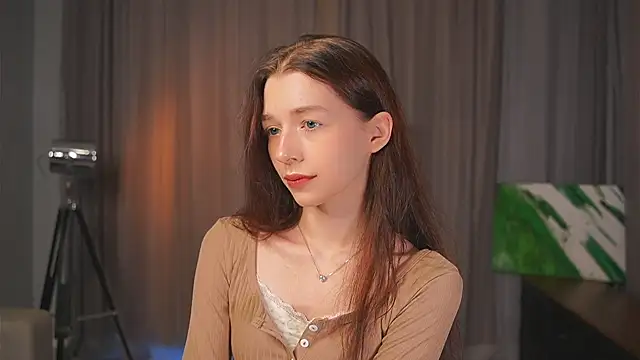 Snapshot of RoxieBolich chatting on 09/18/25, 01:35 RoxieBolich online show from 09/18/25, 01:35