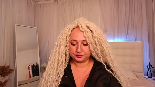 Lilit 1Love online show from 10/02/25, 04:25