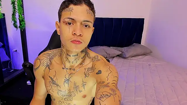 Snapshot of john_mystic chatting on 11/25/25, 03:17 john mystic online show from 11/25/25, 03:17