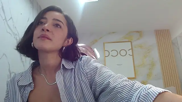 sara lopez s online show from 09/29/25, 01:16