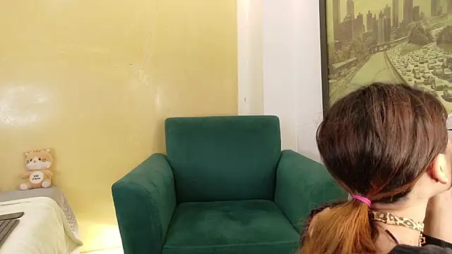 Snapshot of rosse_dredd chatting on 02/06/26, 01:21 rosse dredd online show from 02/06/26, 01:21