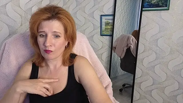 Elannaria online show from 09/19/25, 03:45