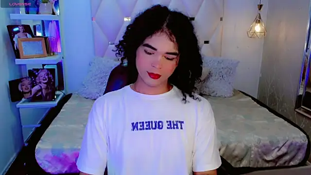 Veronica Misst  online show from 10/01/25, 12:00
