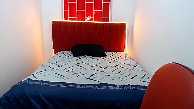 emili veryhot online show from 10/09/25, 07:12