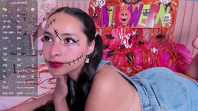 Annie  2 online show from 10/10/25, 12:48