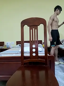 Snapshot of thienlong05 chatting on 09/14/25, 03:00 thienlong05 online show from 09/14/25, 03:00