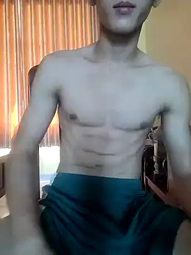 Snapshot of thienlong05 chatting on 10/05/25, 07:07 thienlong05 online show from 10/05/25, 07:07