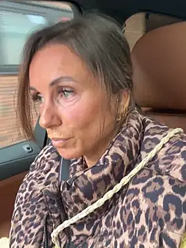 Snapshot of Justnani001 chatting on 09/13/25, 11:32 Justnani001 online show from 09/13/25, 11:32