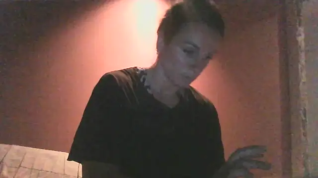 Snapshot of Justnani001 chatting on 09/18/25, 08:44 Justnani001 online show from 09/18/25, 08:44