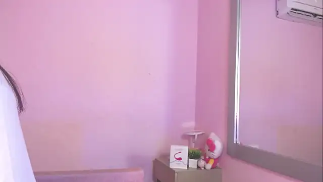 kiity horny  online show from 12/22/25, 11:40