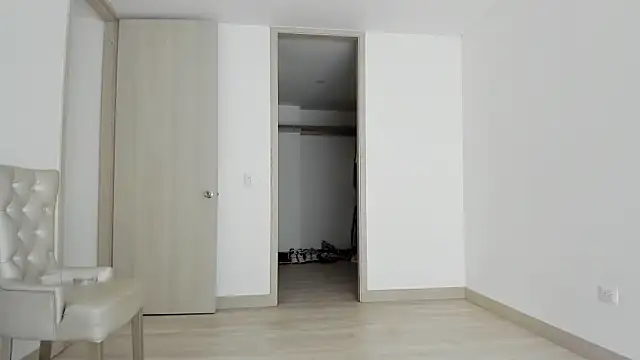 Meganbelford1 online show from 10/21/25, 04:08