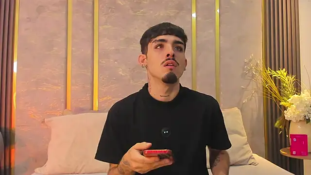 Snapshot of NikoStone_ chatting on 09/27/25, 04:50 NikoStone online show from 09/27/25, 04:50