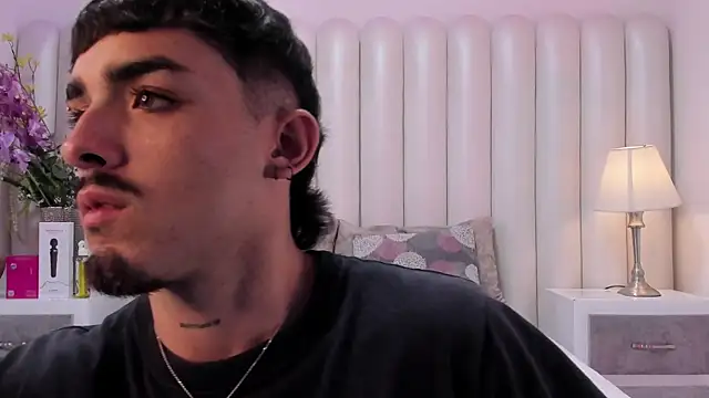 NikoStone  online show from 04/22/26, 04:37