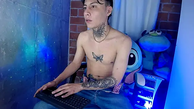 Snapshot of anaximandro_hot chatting on 11/08/25, 06:13 anaximandro hot online show from 11/08/25, 06:13