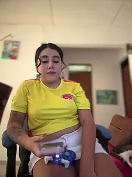 Snapshot of Sophie_Dreamss chatting on 09/09/25, 08:30 Sophie Dreamss online show from 09/09/25, 08:30