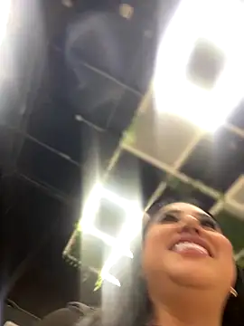 Snapshot of Sophie_Dreamss chatting on 09/11/25, 08:20 Sophie Dreamss online show from 09/11/25, 08:20