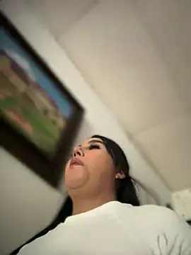 Snapshot of Sophie_Dreamss chatting on 09/21/25, 09:16 Sophie Dreamss online show from 09/21/25, 09:16