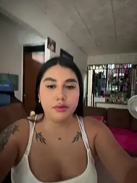 Snapshot of Sophie_Dreamss chatting on 10/05/25, 08:51 Sophie Dreamss online show from 10/05/25, 08:51