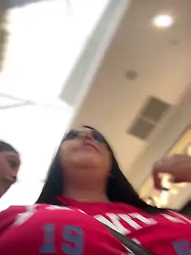 Snapshot of Sophie_Dreamss chatting on 10/17/25, 08:11 Sophie Dreamss online show from 10/17/25, 08:11