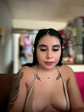 Snapshot of Sophie_Dreamss chatting on 10/19/25, 08:09 Sophie Dreamss online show from 10/19/25, 08:09