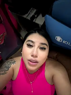 Snapshot of Sophie_Dreamss chatting on 12/03/25, 09:24 Sophie Dreamss online show from 12/03/25, 09:24