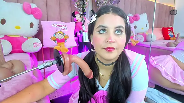 LizzyOlsen online show from 11/21/25, 05:17