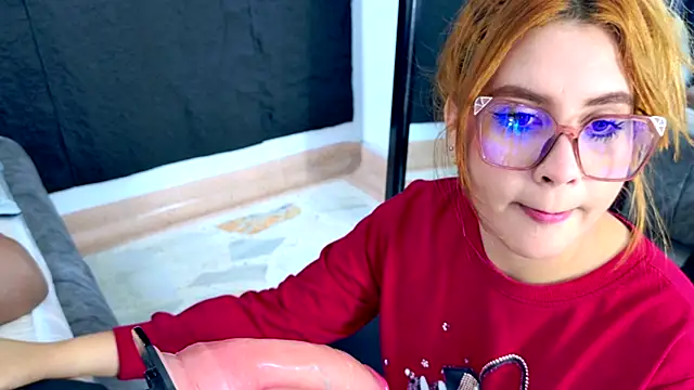 LizzyOlsen online show from 04/24/26, 04:48