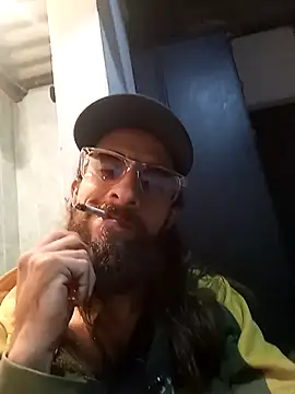 hairy mannn online show from 11/16/25, 03:34