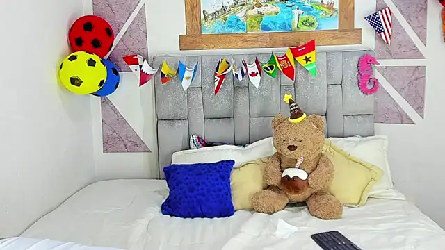 christopher Hot online show from 06/22/26, 11:24
