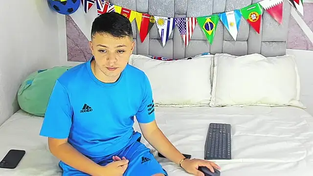 christopher Hot online show from 06/26/26, 03:38