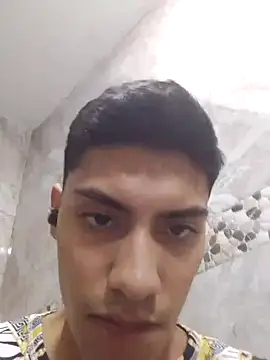 aispuro8505 online show from 11/16/25, 07:36