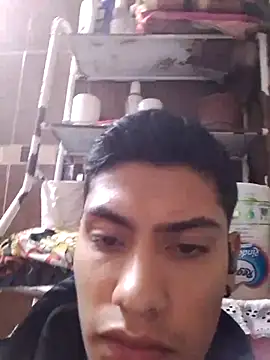 aispuro8505 online show from 11/23/25, 06:57