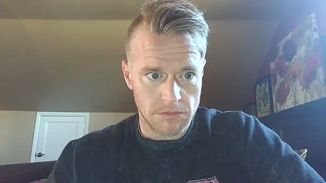Snapshot of DILFiGuess11 chatting on 05/29/26, 12:25 DILFiGuess11 online show from 05/29/26, 12:25