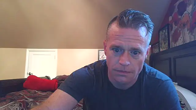 Snapshot of DILFiGuess11 chatting on 05/31/26, 02:57 DILFiGuess11 online show from 05/31/26, 02:57