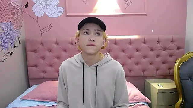 Aaron Fordd online show from 11/24/25, 11:32