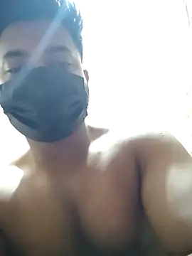 Snapshot of ammy-2003 chatting on 09/21/25, 03:41 ammy-2003 online show from 09/21/25, 03:41