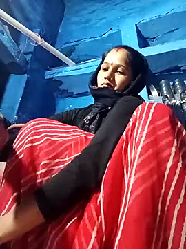 Jooli xx online show from 11/07/25, 12:43