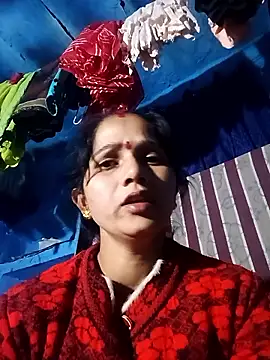 Jooli xx online show from 01/12/26, 04:23