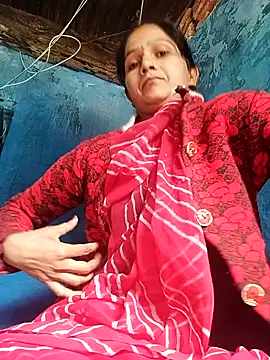 Jooli xx online show from 02/11/26, 04:06