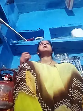 Jooli xx online show from 04/22/26, 03:09